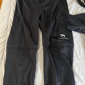 Black active leggings